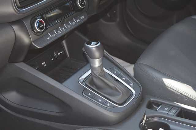 Hyundai KONA 1.6 GDi Hybrid Ultimate 5dr DCT