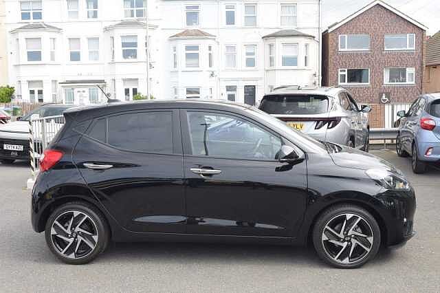 Hyundai i10 1.2 MPi Premium 5dr Auto