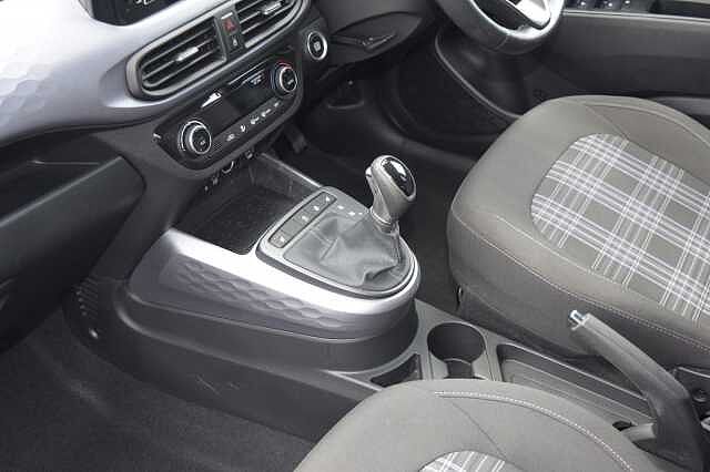 Hyundai i10 1.2 MPi Premium 5dr Auto