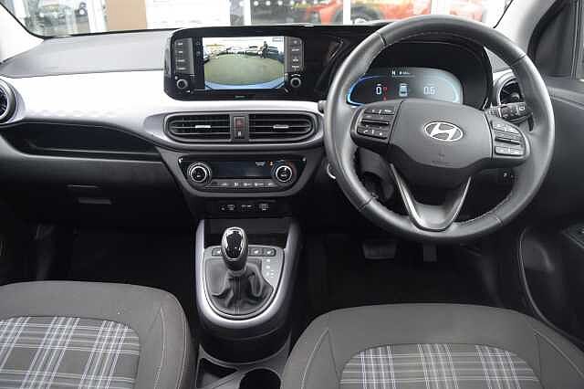 Hyundai i10 1.2 [79] Premium 5dr Auto [Nav]