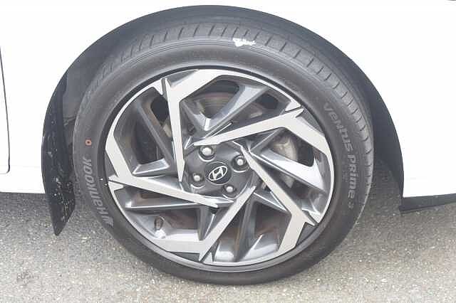 Hyundai i20 1.0T GDi 48V MHD Premium 5dr DCT