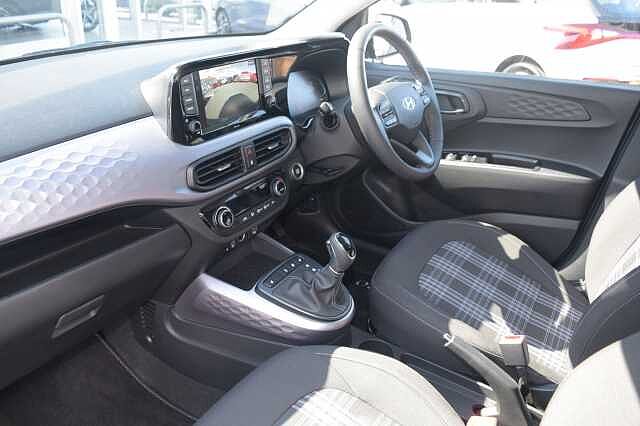 Hyundai i10 1.2 [79] Premium 5dr Auto [Nav]