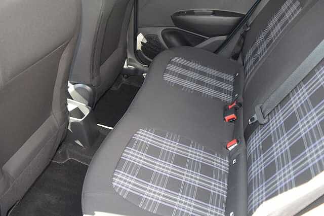 Hyundai i10 1.2 [79] Premium 5dr Auto [Nav]