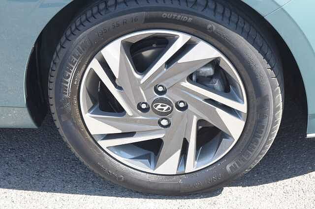 Hyundai i20 1.0T GDi Advance 5dr DCT