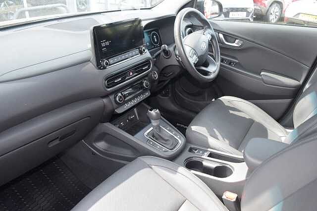 Hyundai KONA 1.6 GDi Hybrid Ultimate 5dr DCT Black