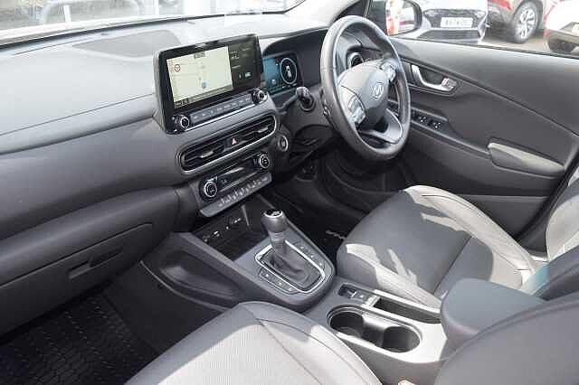 Hyundai KONA 1.6 GDi Hybrid Ultimate 5dr DCT Black