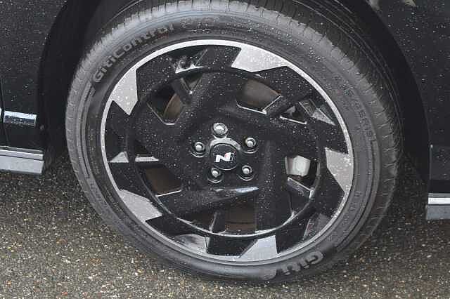 Hyundai KONA 160kW N Line 65kWh 5dr Auto