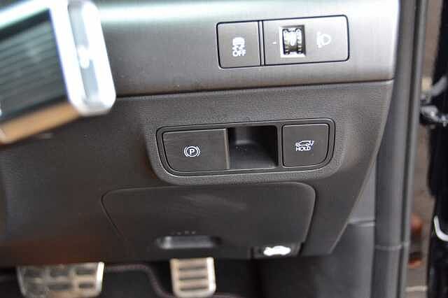 Hyundai KONA 65KWH N LINE ELECTRIC AUTO, PRISTINE EXAMPLE