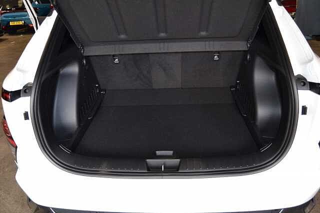 Hyundai KONA ELECTRIC 65KWH N LINE AUTO, EX DEMONSTRATOR, MINT CONDITION SAVE BIG OF MRRP Atlas White