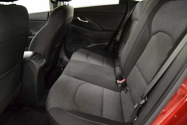 Hyundai i30 1.0T GDI SE CONNECT, DON'T MISS THIS POPULAR FAMILY HATCH