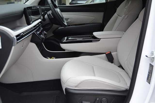 Hyundai TUCSON 1.6T SELF CHARGING HYBRID ULTIMATE AUTO, RARE EXAMPLE OF THIS RANGE TOPPER Serenity White