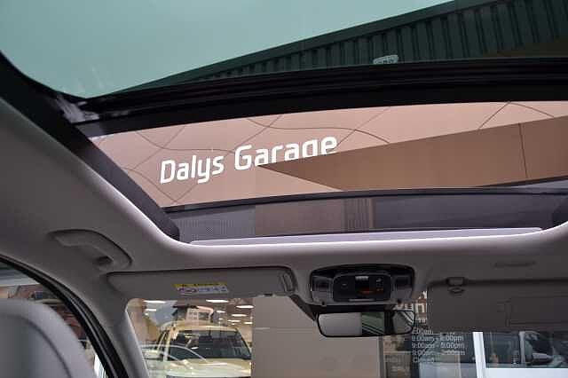 Hyundai TUCSON 1.6T SELF CHARGING HYBRID ULTIMATE AUTO, RARE EXAMPLE OF THIS RANGE TOPPER Serenity White