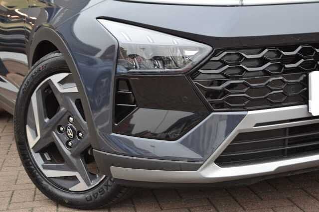 Hyundai BAYON 1.0 TGDI PREMIUM, HYUNDAI APPROVED IN AS NEW CONDITION Aurora Grey
