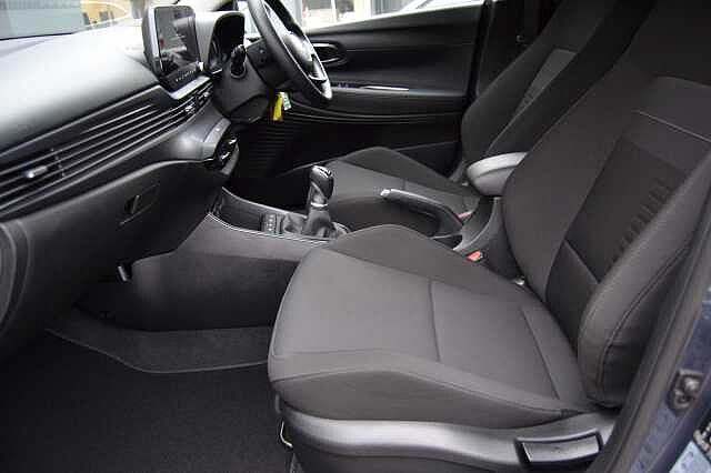Hyundai BAYON 1.0 TGDi PREMIUM, PRISTINE CONDITION AND HYUNDAI APPROVED