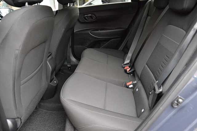 Hyundai BAYON 1.0 TGDi PREMIUM, PRISTINE CONDITION AND HYUNDAI APPROVED