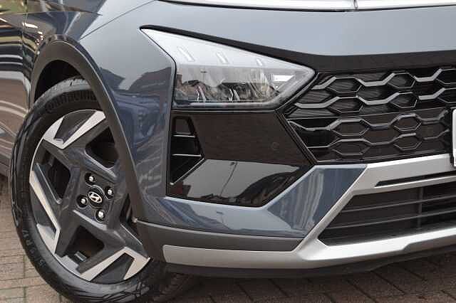 Hyundai BAYON 1.0 TGDi PREMIUM, PRISTINE CONDITION AND HYUNDAI APPROVED