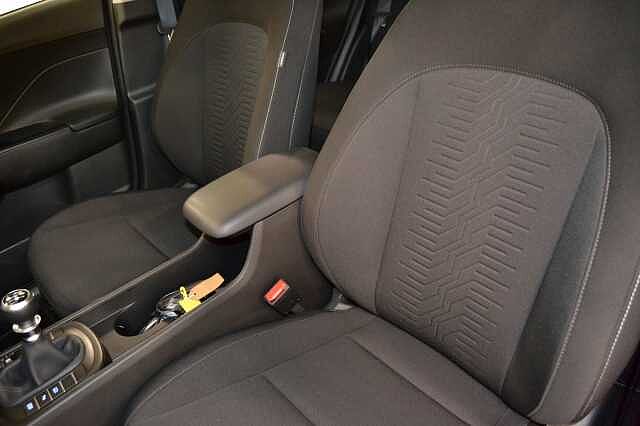 Hyundai KONA 1.0T ADVANCE, SUPERB VALUE PRISTINE CONDITION FAMILY SUV