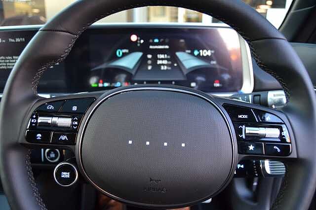 Hyundai IONIQ 6 ULTIMATE 77KWH AUTO, SAVE BIG ON THIS LITERALLY LIKE NEW CAR &amp; ONLY 134 MILES Abyss Black