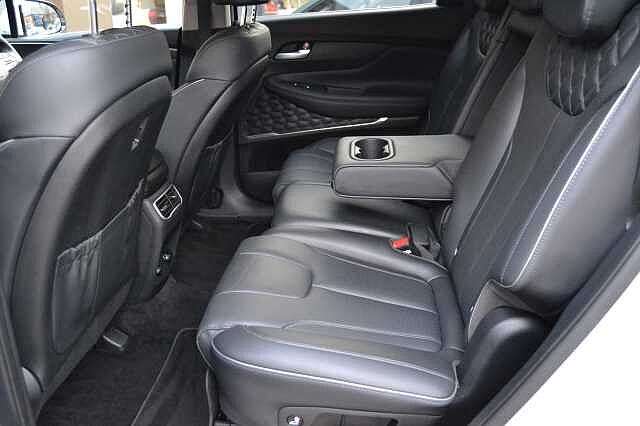 Hyundai SANTA FE 1.6 TGDI HYBRID 4WD AUTO PREMIUM, SUPERB EXAMPLE 7 SEATER AUTO 4X4