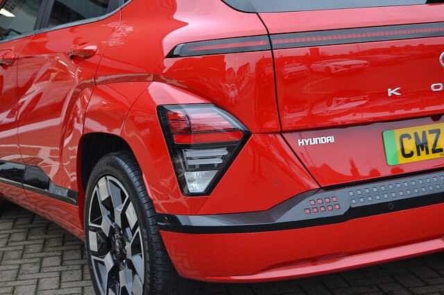 Hyundai KONA 65KW ULTIMATE AUTO ELECTRIC, TOP OF THE LINE KONA WARRANTED UNTIL 2029 TOO! !! Red