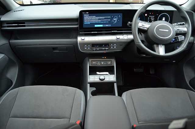 Hyundai KONA 65KW ULTIMATE AUTO ELECTRIC, TOP OF THE LINE KONA WARRANTED UNTIL 2029 TOO! !! Red