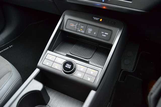 Hyundai KONA 65KW ULTIMATE AUTO ELECTRIC, TOP OF THE LINE KONA WARRANTED UNTIL 2029 TOO! !! Red