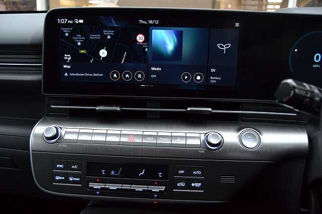 Hyundai KONA 65KW ULTIMATE AUTO ELECTRIC, TOP OF THE LINE KONA WARRANTED UNTIL 2029 TOO! !! Red