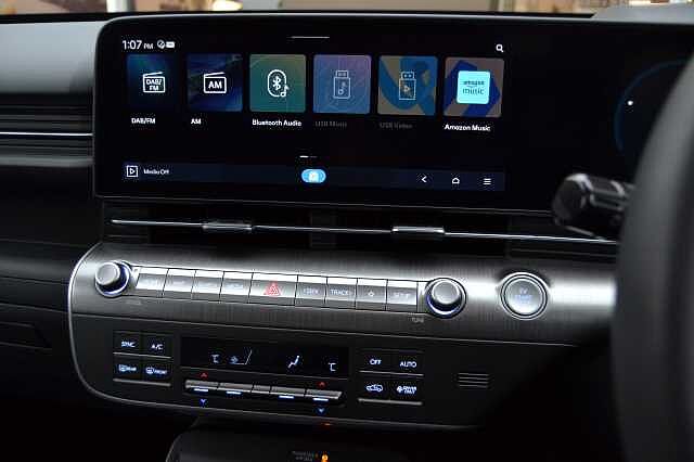 Hyundai KONA 65KW ULTIMATE AUTO ELECTRIC, TOP OF THE LINE KONA WARRANTED UNTIL 2029 TOO! !! Red