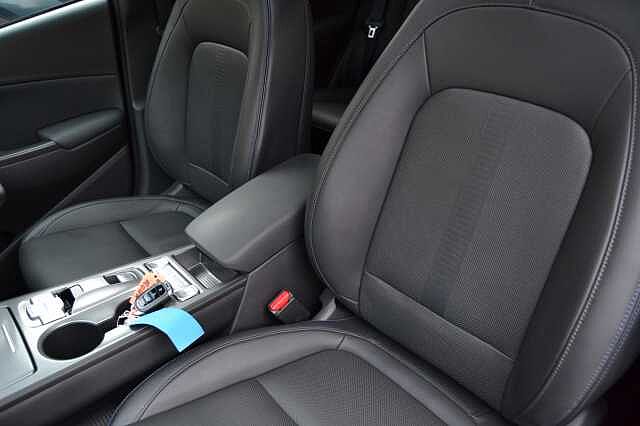 Hyundai KONA ELECTRIC 64KWH AUTO ULTIMATE, PHENOMENAL EXAMPLE WITH UP TO 5 YEAR WARRANTY Surfy Blue