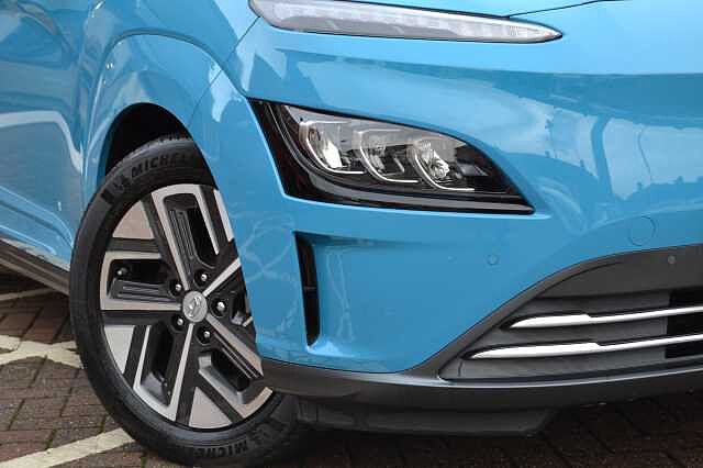 Hyundai KONA ELECTRIC 64KWH AUTO ULTIMATE, PHENOMENAL EXAMPLE WITH UP TO 5 YEAR WARRANTY Surfy Blue