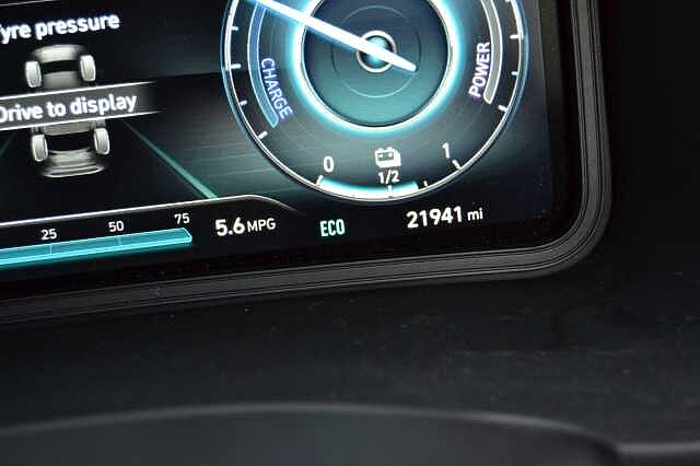 Hyundai KONA 1.6 GDI HYBRID AUTO SE CONNECT, SUPERB EXAMPLE OF THIS SELF CHARGING HYBRID Ignite Red