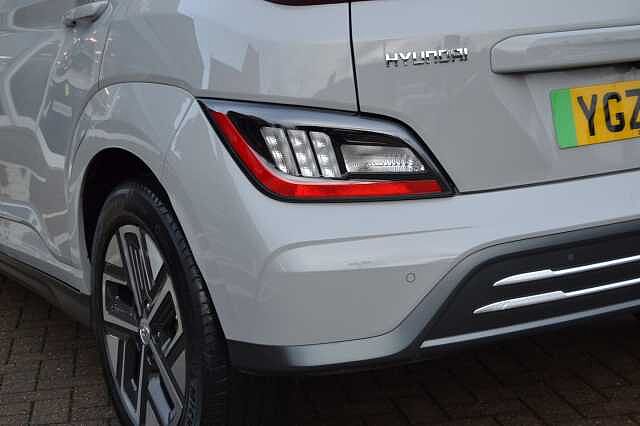 Hyundai KONA ELECTRIC 64KWH ULTIMATE AUTO, STUNNING EXAMPLE Cyber Grey