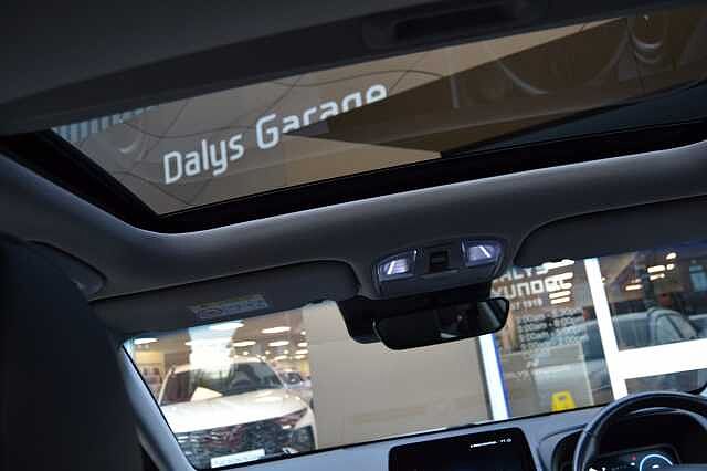 Hyundai KONA ELECTRIC 64KWH ULTIMATE AUTO, STUNNING EXAMPLE Cyber Grey