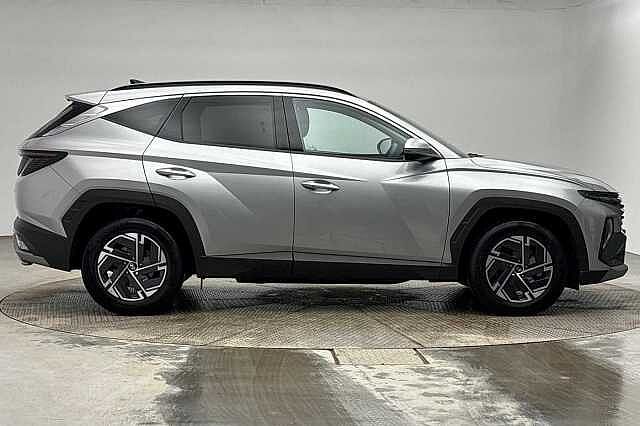 Hyundai TUCSON 1.6T Advance 5dr Shimmering Silver