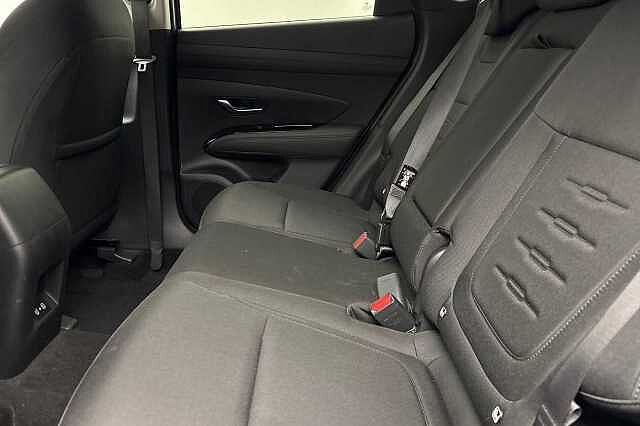 Hyundai TUCSON 1.6T Advance 5dr Shimmering Silver