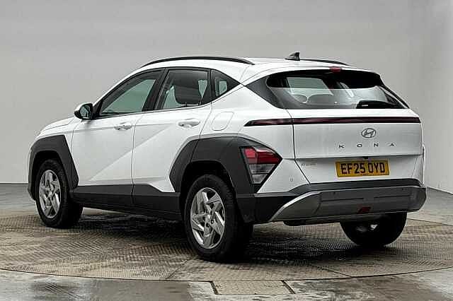 Hyundai KONA 1.6T 138 Advance 5dr Atlas White