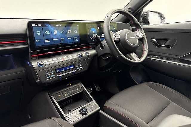 Hyundai KONA 1.6 Hybrid 129 N Line 5dr DCT Abyss Black