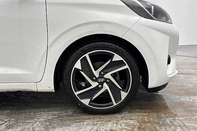Hyundai I10 1.0 [63] Premium 5dr Auto [Nav] Atlas White