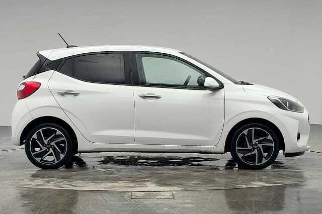 Hyundai I10 1.0 [63] Premium 5dr Auto [Nav] Atlas White