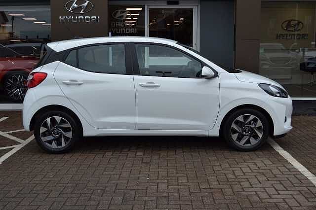 Hyundai I10 1.0 ADVANCE PRE REG, DELIIVERY MILES, PRISTINE CONDITION White