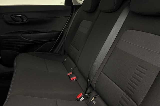 Hyundai BAYON 1.0 TGDi Premium 5dr DCT Atlas White