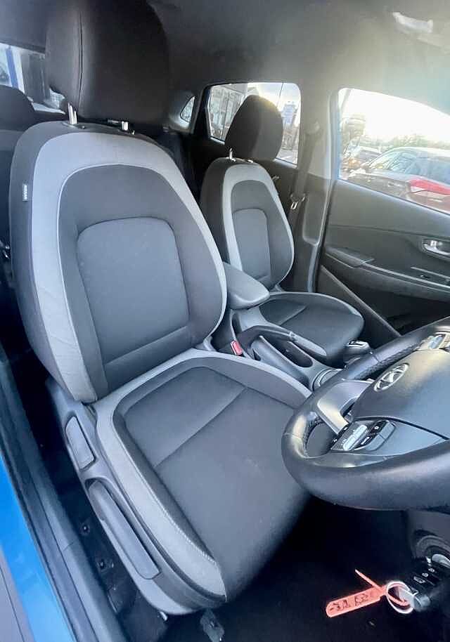 Hyundai KONA SUV 1.0 T-GDi (120ps) PLAY 2WD Blue