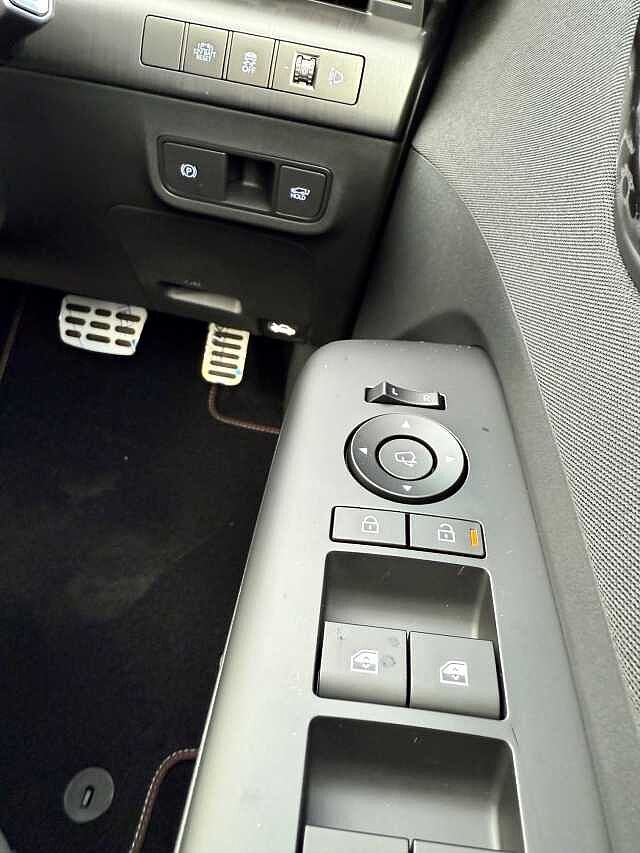 Hyundai KONA HATCHBACK 1.6 Hybrid 129 N Line 5dr DCT White