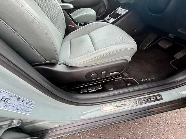 Hyundai KONA 1.6 GDi Hybrid Ultimate 5dr DCT