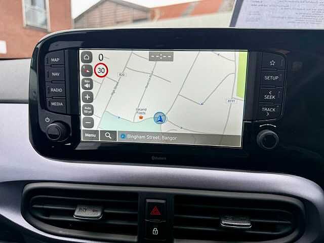 Hyundai I10 1.0 [63] Premium 5dr Auto [Nav] White