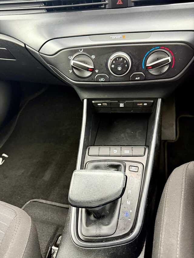 Hyundai I20 1.0T GDi 48V MHD SE Connect 5dr DCT White