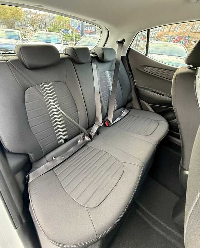 Hyundai I10 1.0 [63] Advance 5dr [Nav] White