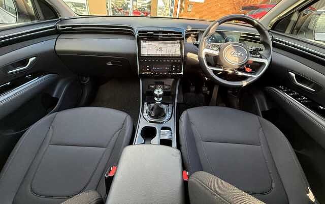 Hyundai TUCSON 1.6 TGDi SE Connect 5dr 2WD White