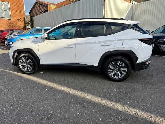 Hyundai TUCSON 1.6 TGDi SE Connect 5dr 2WD White