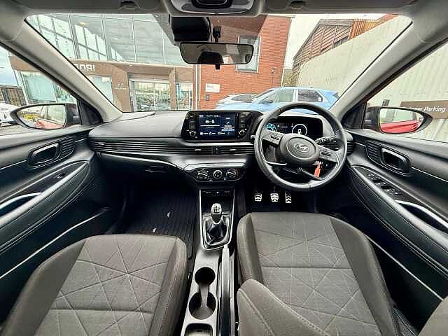 Hyundai BAYON 1.0 TGDi 48V MHEV SE Connect 5dr Red